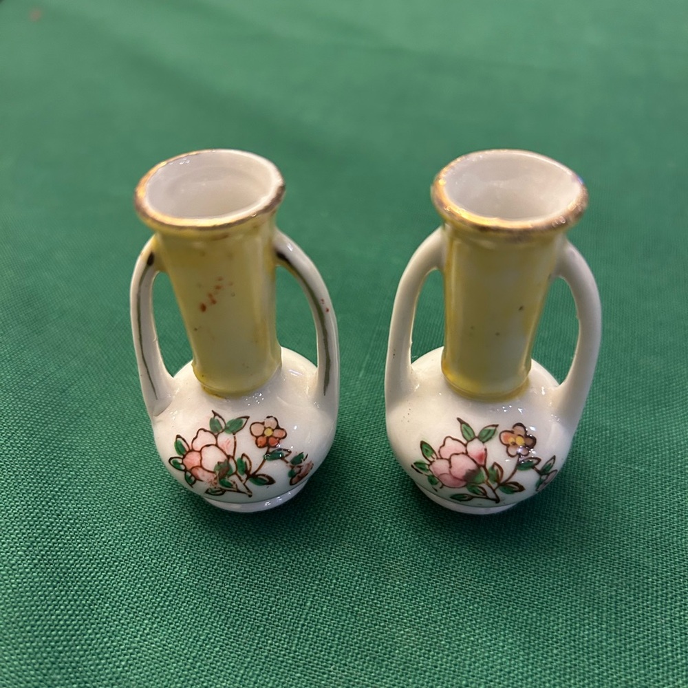 Vintage occupied, Japan, mini bud vases